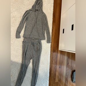 GREY MATCHING SET